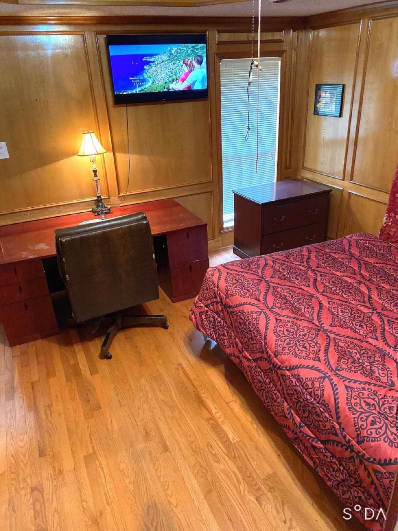 Homestay Карролтон Экстерьер фото